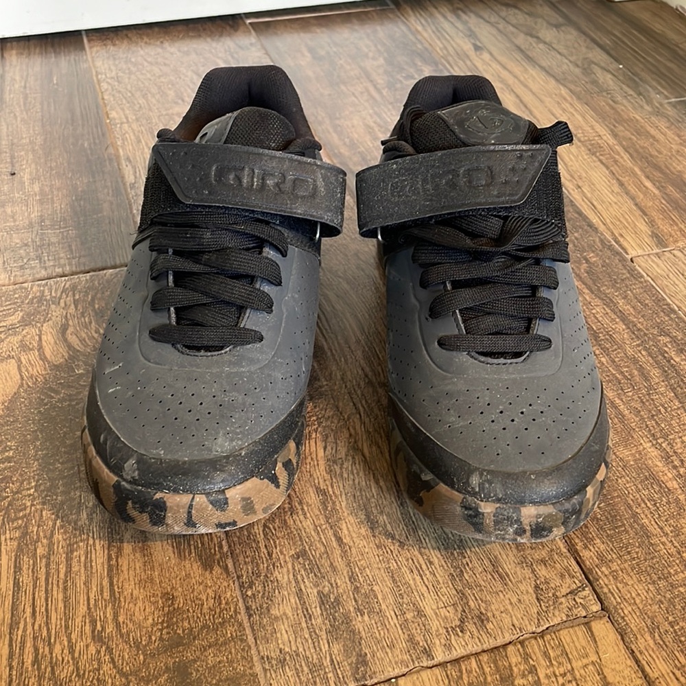 Vibram biking shoes